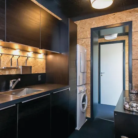 Five Bedroom Holiday In Hébergement de vacances Hadsund