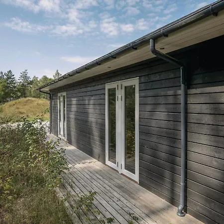 Five Bedroom Holiday In Hébergement de vacances *
