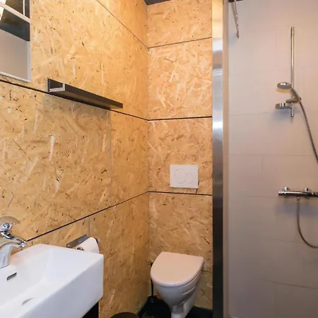 Five Bedroom Holiday In