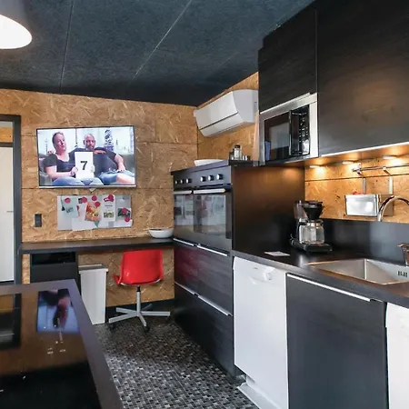 Hébergement de vacances Five Bedroom Holiday In *
